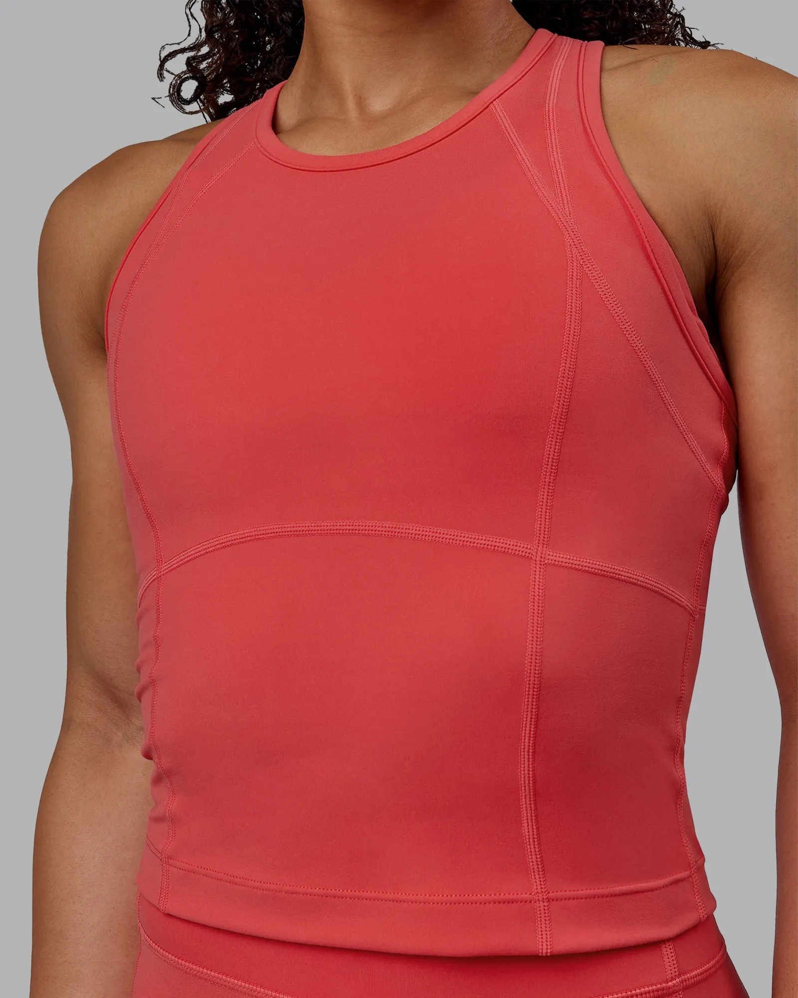 Bend Performance Tank - Cayenne