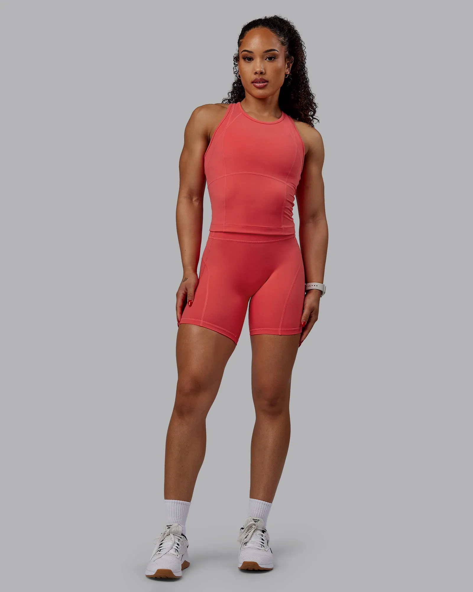 Bend Performance Tank - Cayenne