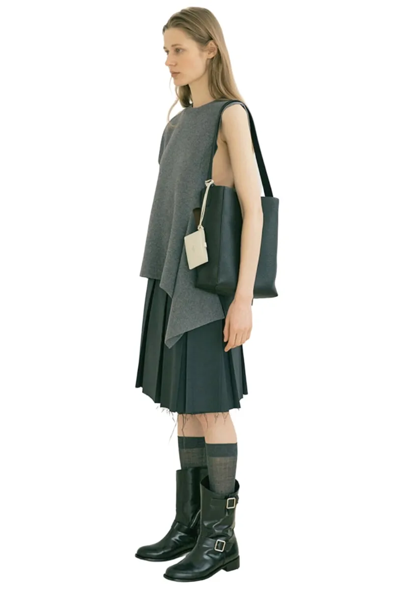Black Aube Bucket Bag