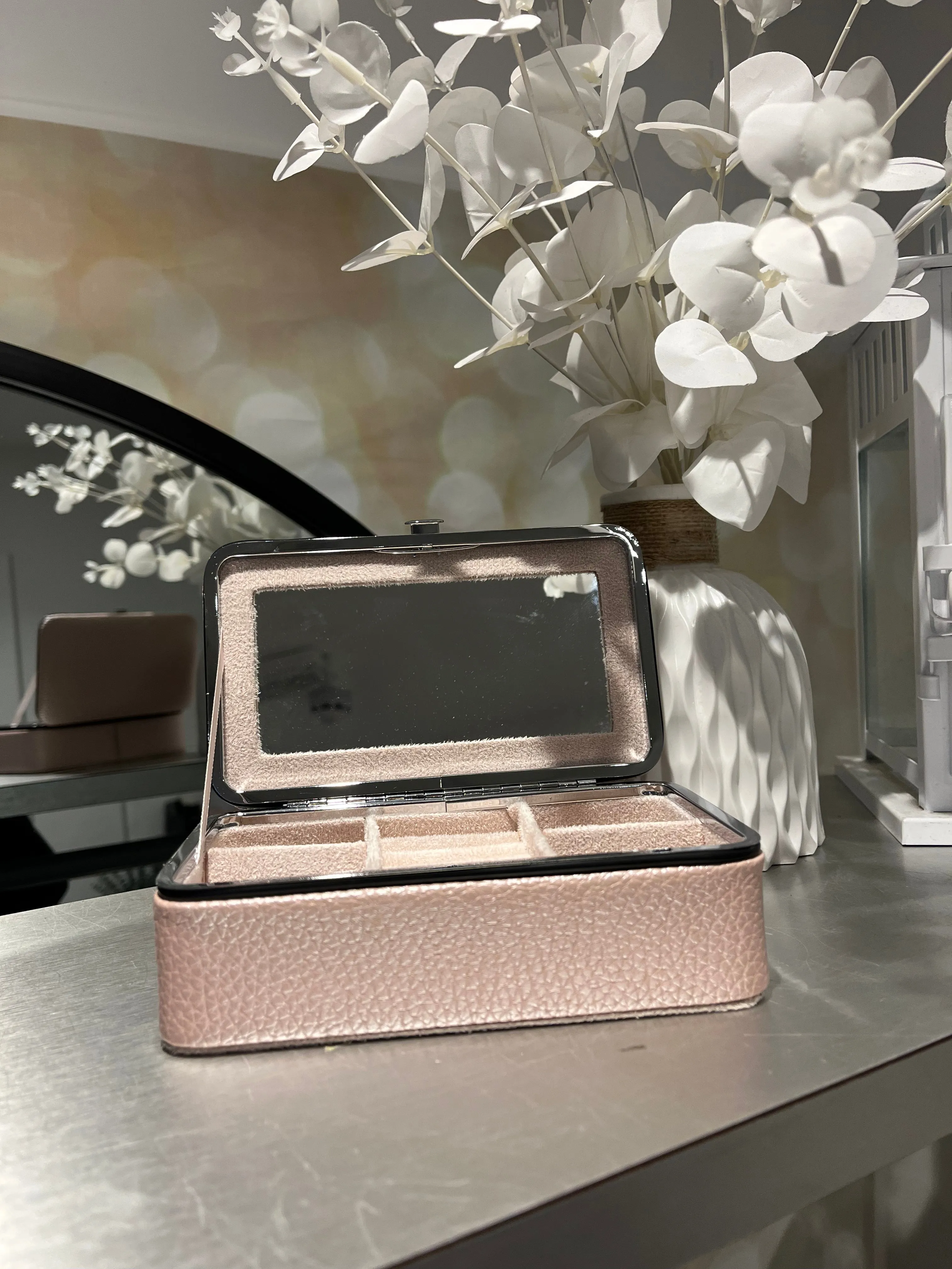 Croc Effect Jewellery Box with heart closure