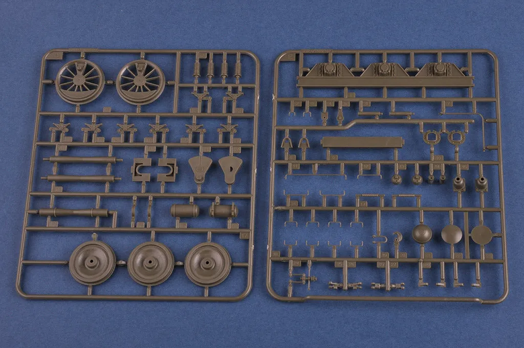 Hobby Boss Military 1/35 Soviet MBV-2 w/F34 Gun Kit