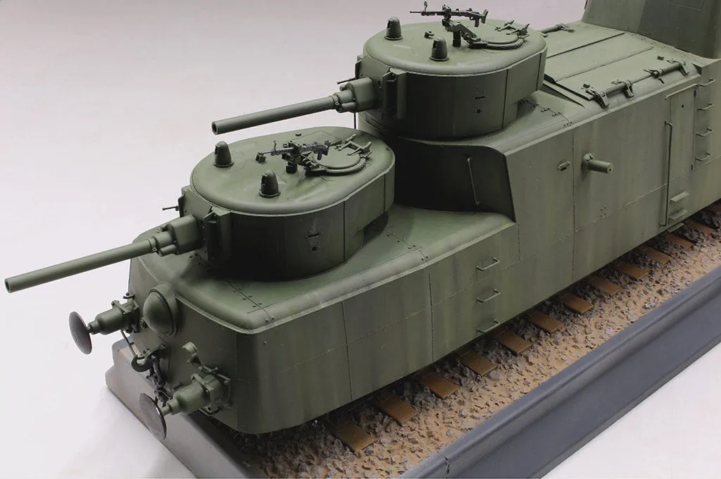 Hobby Boss Military 1/35 Soviet MBV-2 w/F34 Gun Kit