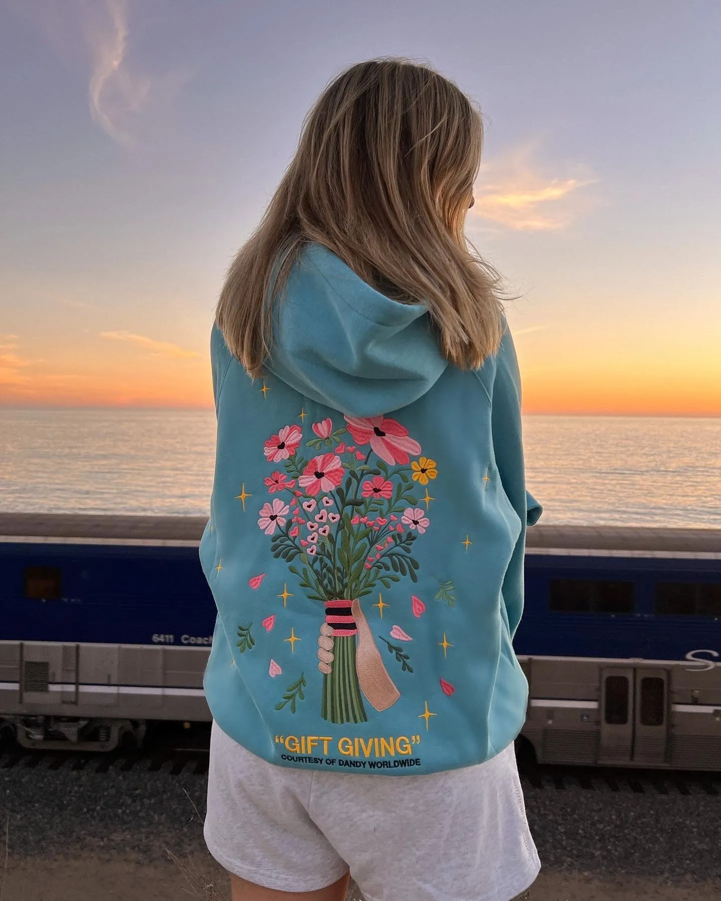 Cozy Oversized Blue Lux Hoodie for Effortless Style – Perfect Gift Giving Alternative